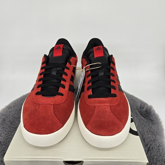 New adidas VL Court 3.0 Better Scarlet Black Men's Skateboarding Shoes Size 11 - Picture 2 of 8